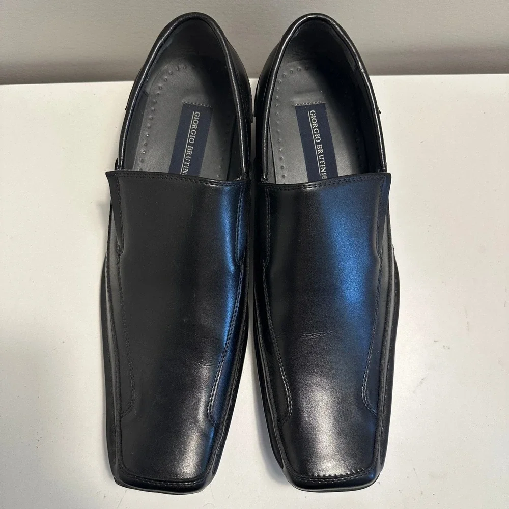 Giorgio Brutini sleek sophisticated